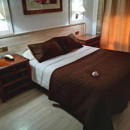 Hotel Polamar Santa Pola Esterno foto